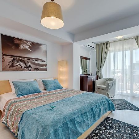 Bucharest Airport Suites & Villas Otopeni Luaran gambar