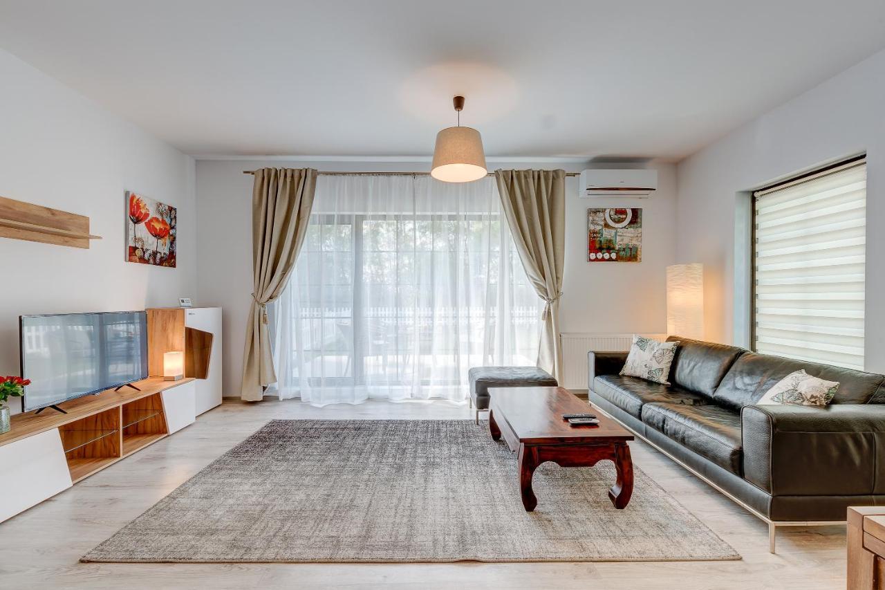Bucharest Airport Suites & Villas Otopeni Luaran gambar