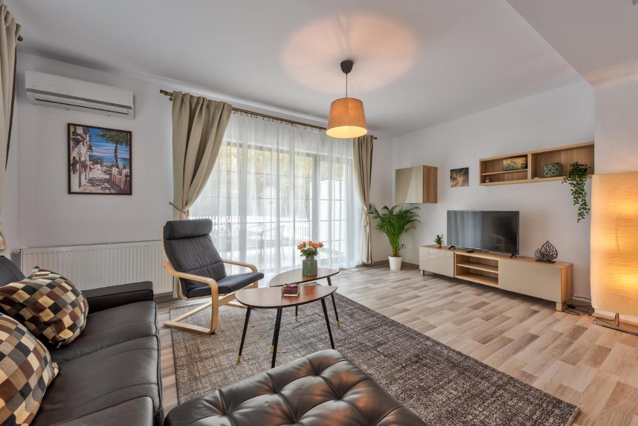 Bucharest Airport Suites & Villas Otopeni Luaran gambar