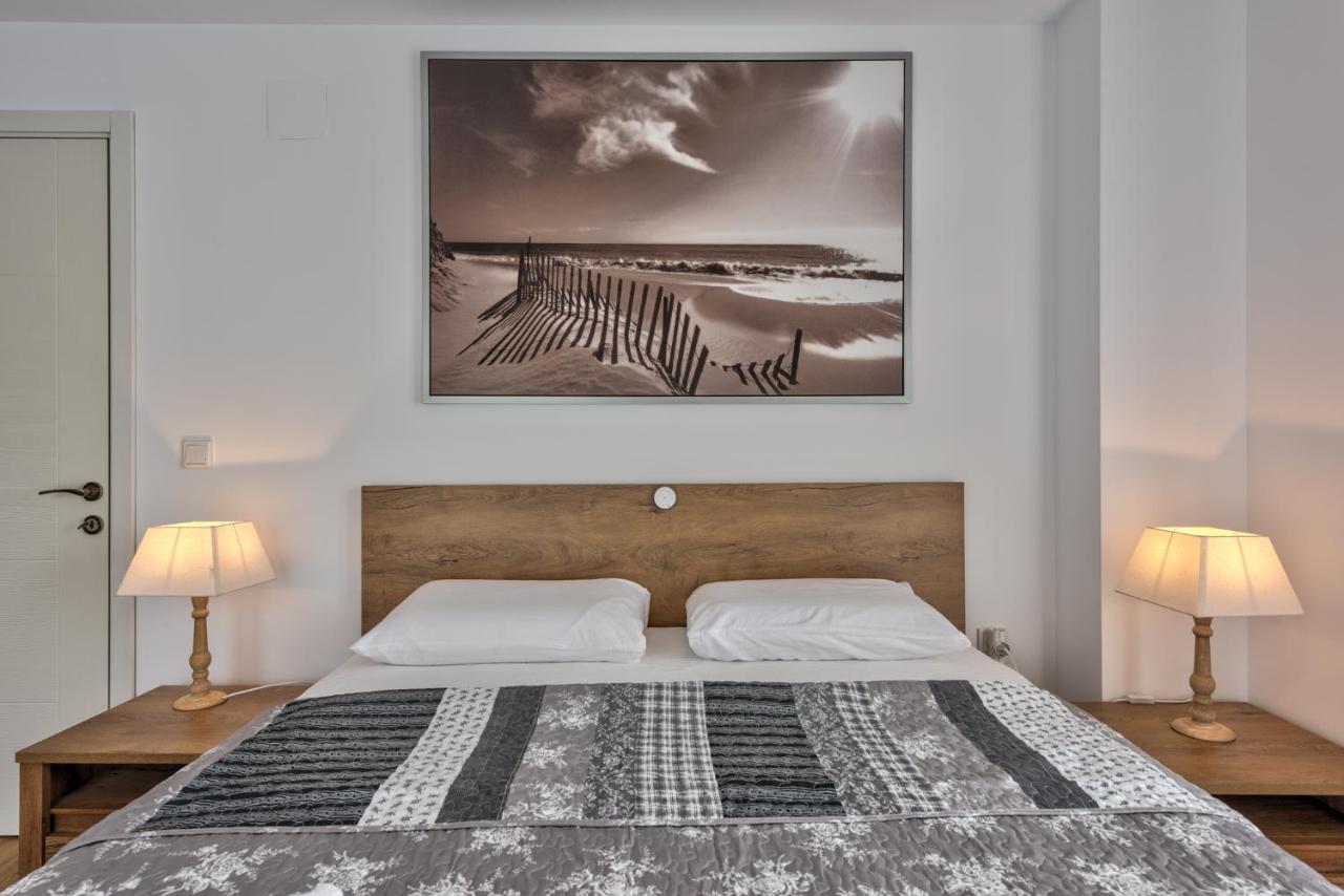 Bucharest Airport Suites & Villas Otopeni Luaran gambar